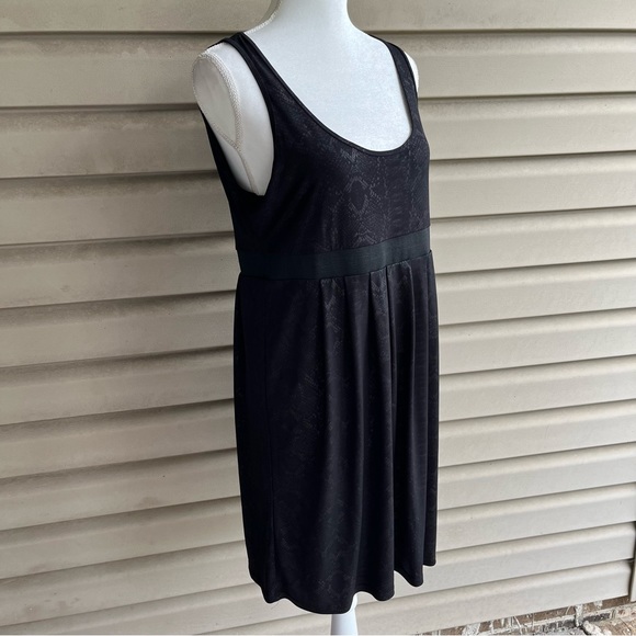 𝅺•Express• Sleeveless Black Snakeskin Print Dress - Size Large - Picture 4 of 8